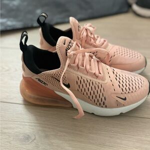 Nike Women's Pink white black Air Max 270 Shoes